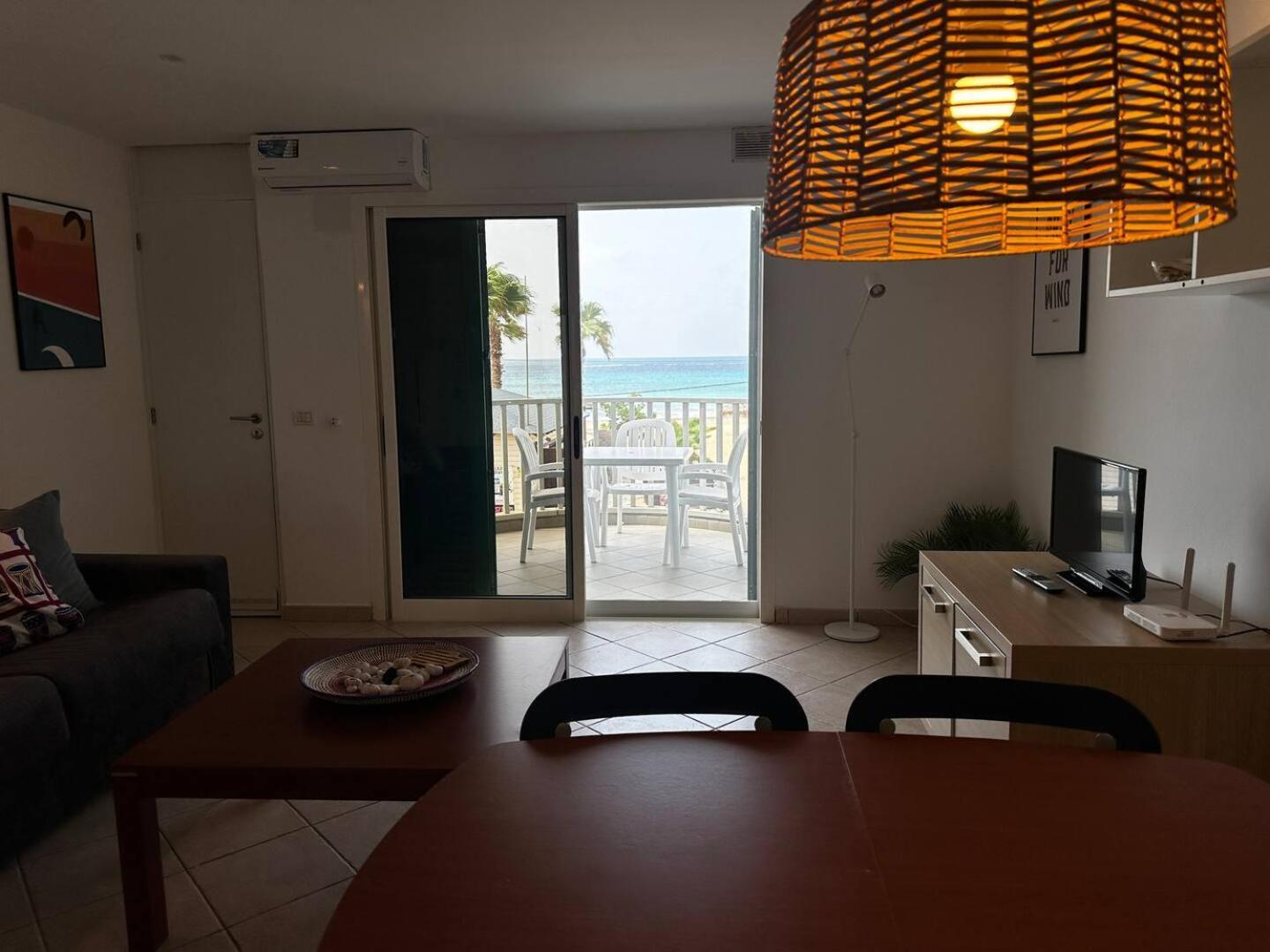 Leme Bedje Sea View - By Bobbywashere Santa Maria Exterior photo