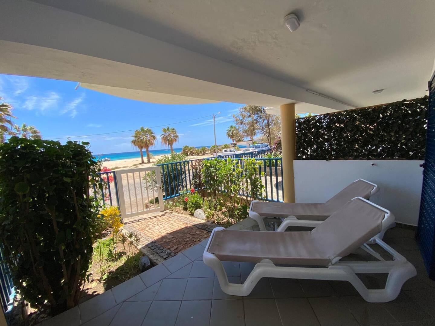 Leme Bedje Sea View - By Bobbywashere Santa Maria Exterior photo