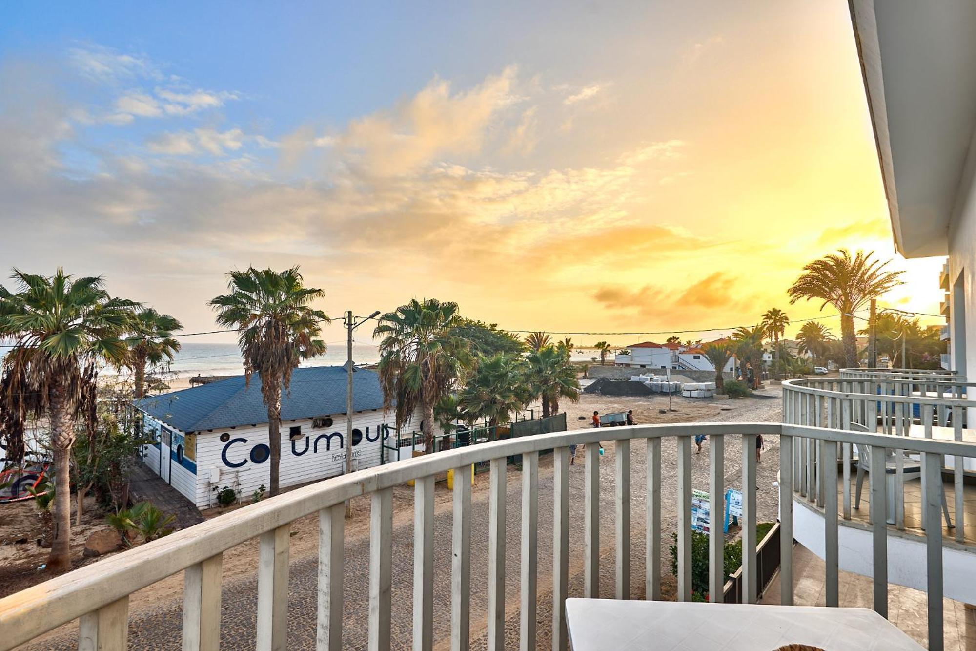 Leme Bedje Sea View - By Bobbywashere Santa Maria Exterior photo